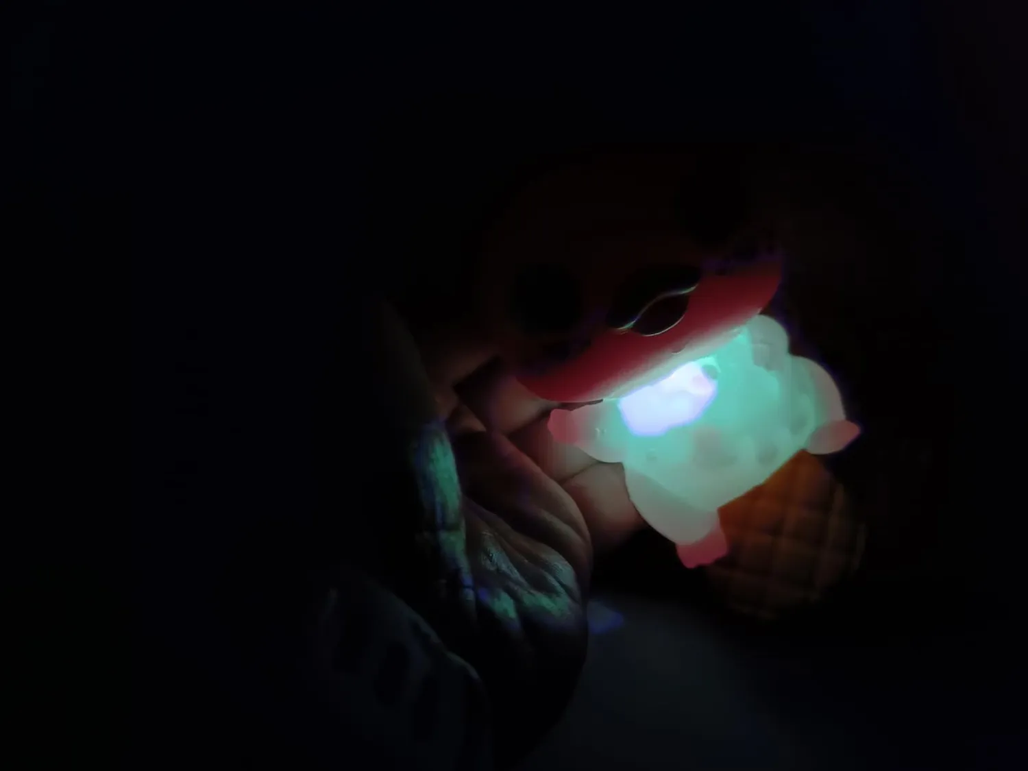 Animagic Let's Glo Puddles Rosa peluche sensoriale luminoso