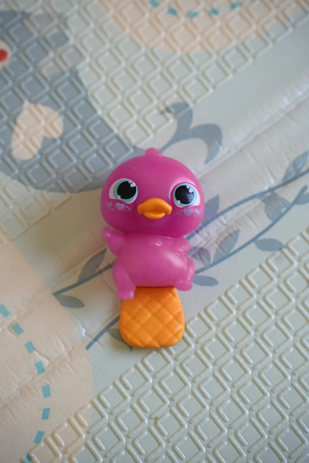 Animagic Let's Glo Puddles Rosa peluche sensoriale luminoso