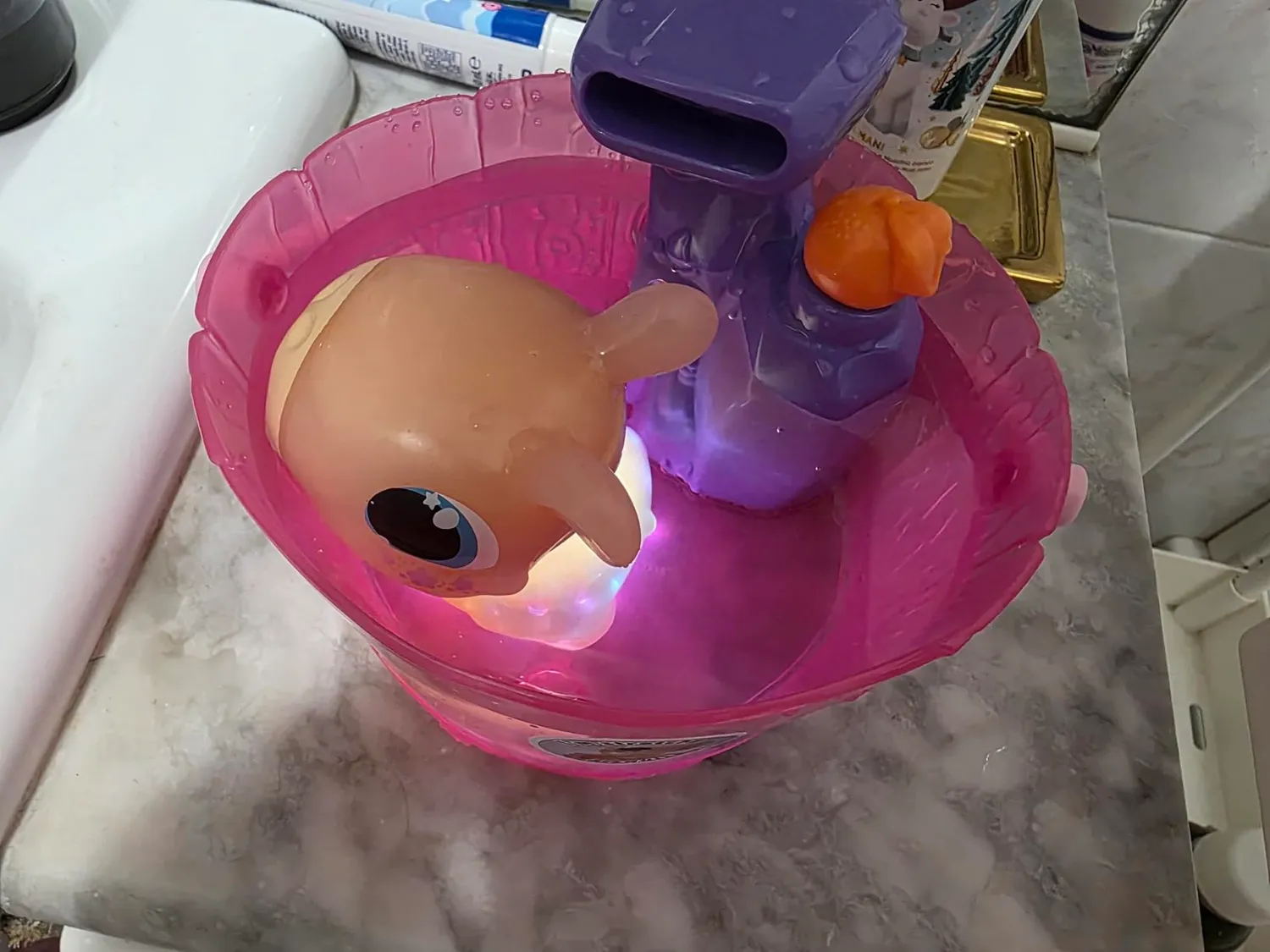 Animagic Let's Glo Capibara Wellness Time bagno luminoso