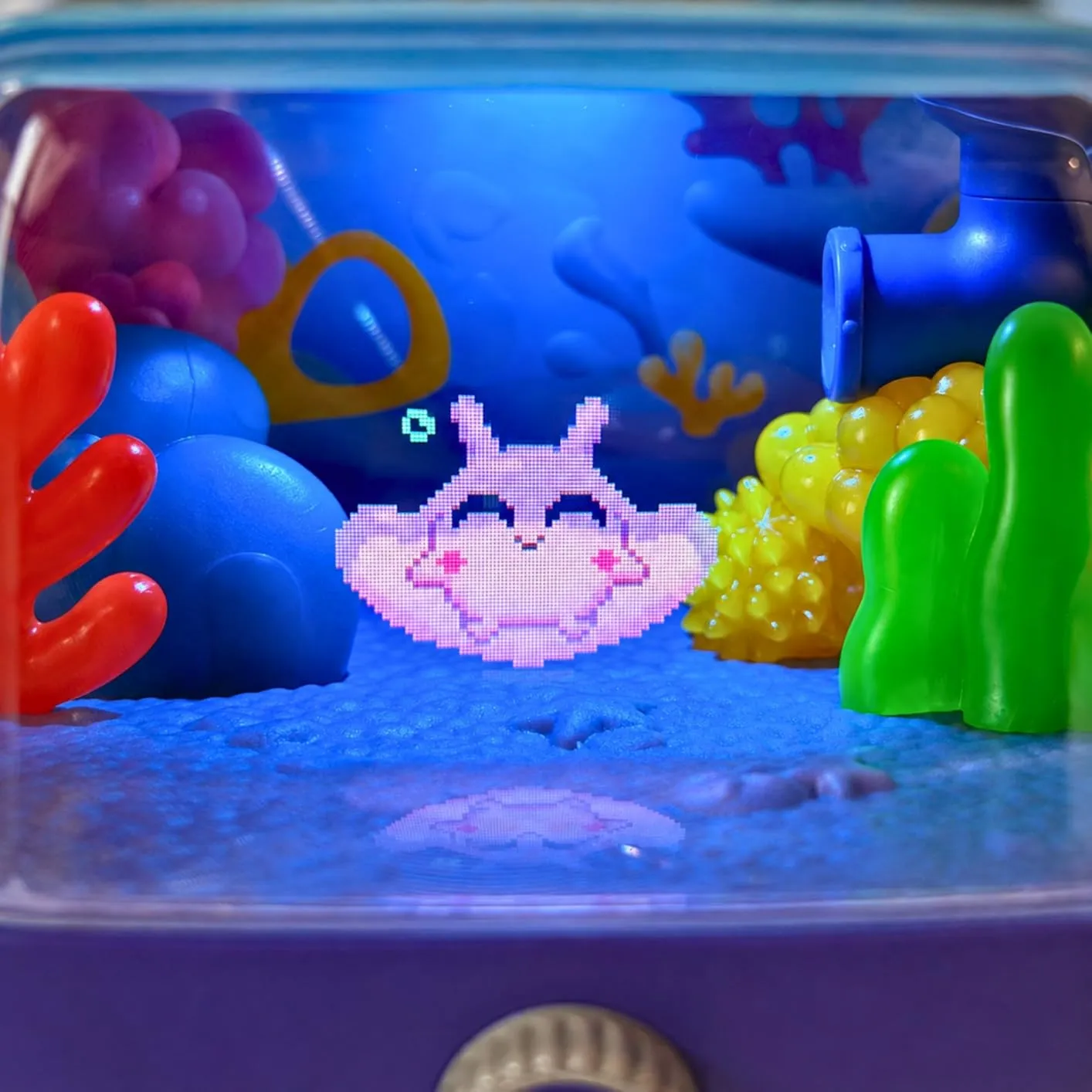 Bitzee Aquarium acquario digitale interattivo 30 amici