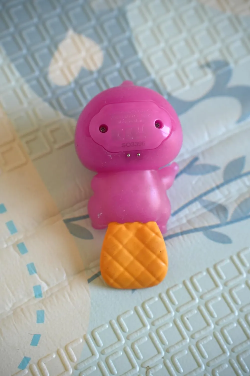 Animagic Let's Glo Puddles Rosa peluche sensoriale luminoso