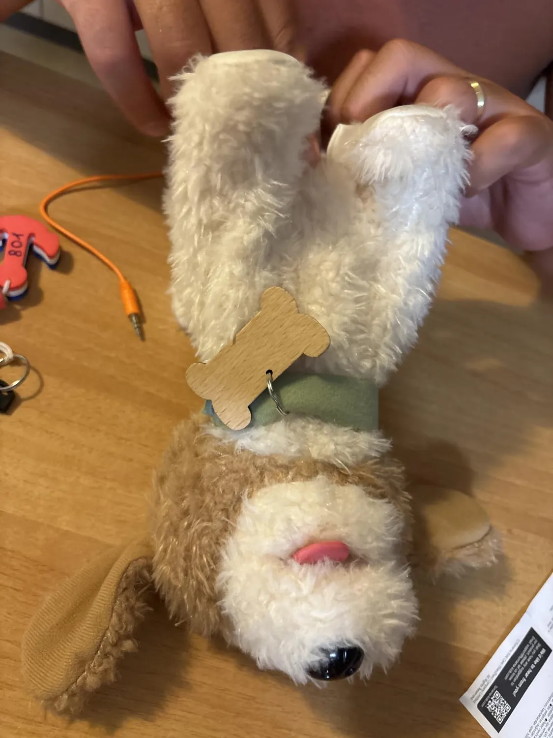 OR OR TU cane peluche interattivo con guinzaglio e palla
